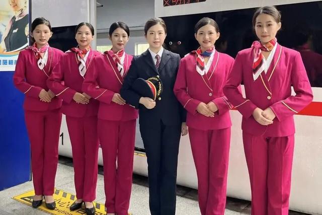 适合女生的技校专业，适合女生的技校专业有哪些（你了解城市轨道交通运营这个专业吗）