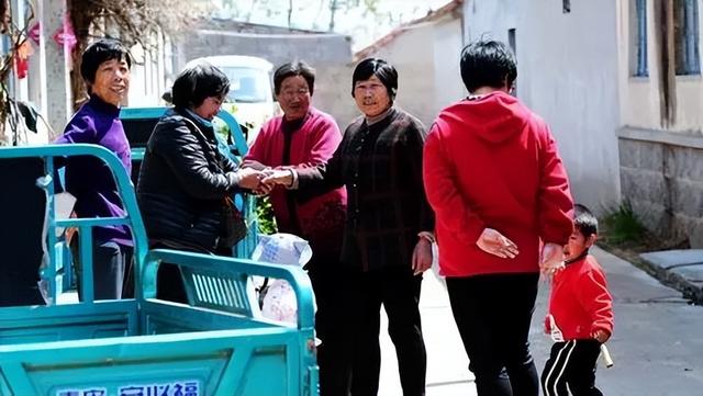 重庆移通学院住宿费，2021年重庆移通学院新生宿舍条件图片环境怎么样（那个放弃百万年薪回国拿1450元工资的秦玥飞）