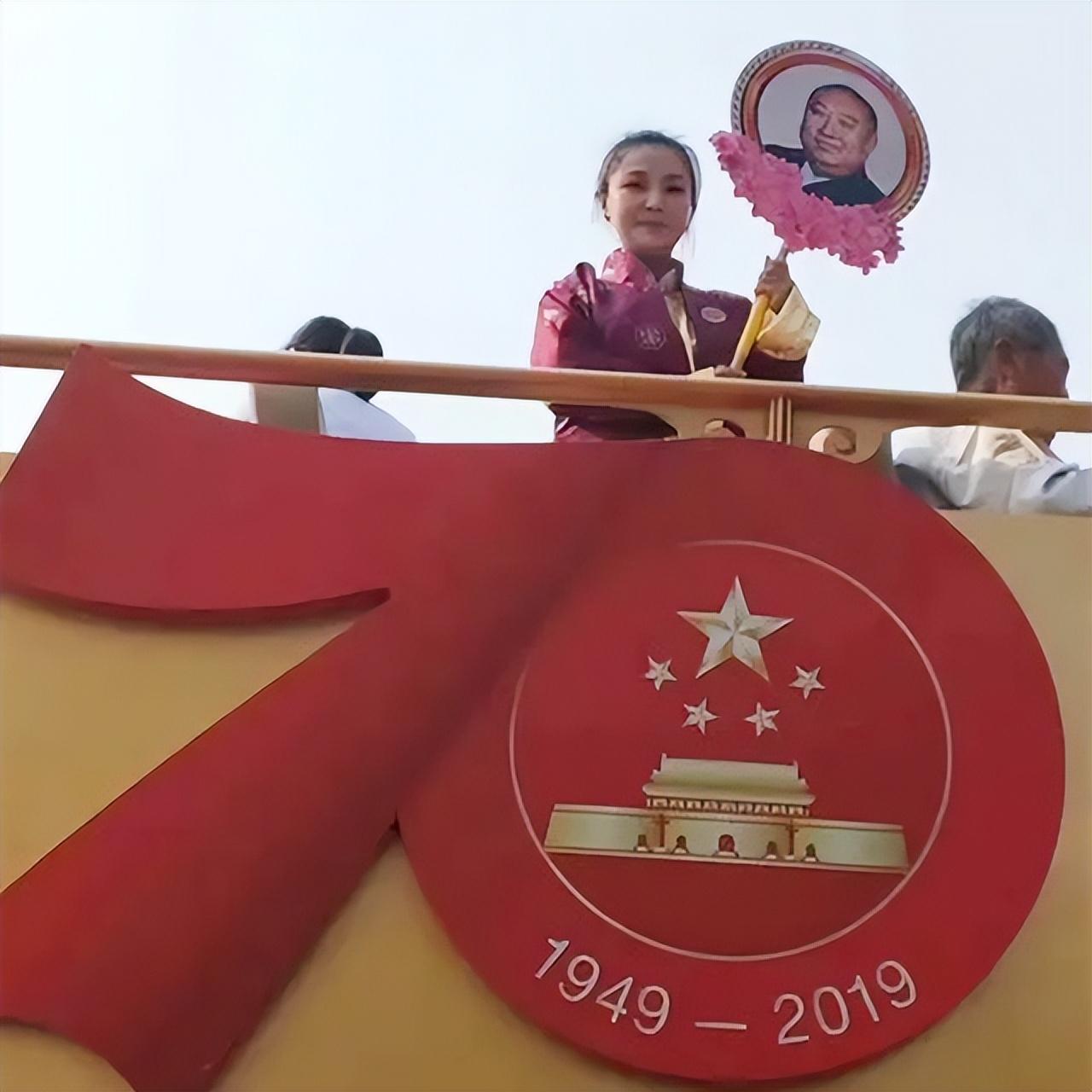 清华大学校长顾秉林（十世班禅娶19岁女学生为妻）