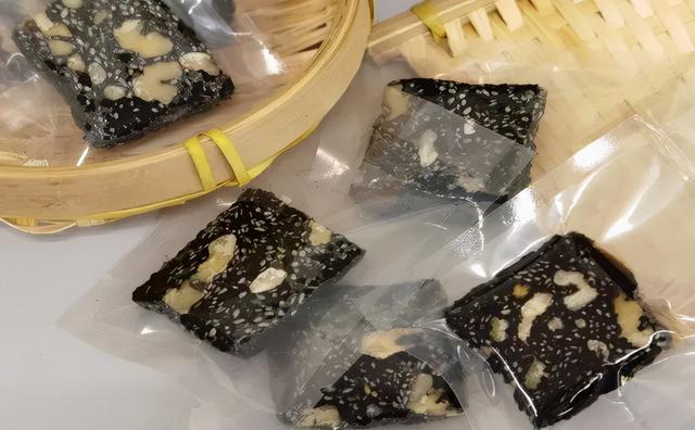 膏方的制作方法，膏药制作（中药膏方的源流与制备工艺的创新）