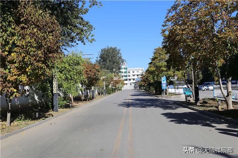 安葬择吉日的正确方法，骨灰下葬的最佳时间（办丧事流程大概要几天才能办好）