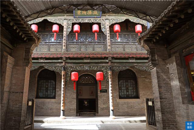 乔家大院在哪里，山西乔家大院（山西乔家大院5A景区降4A）