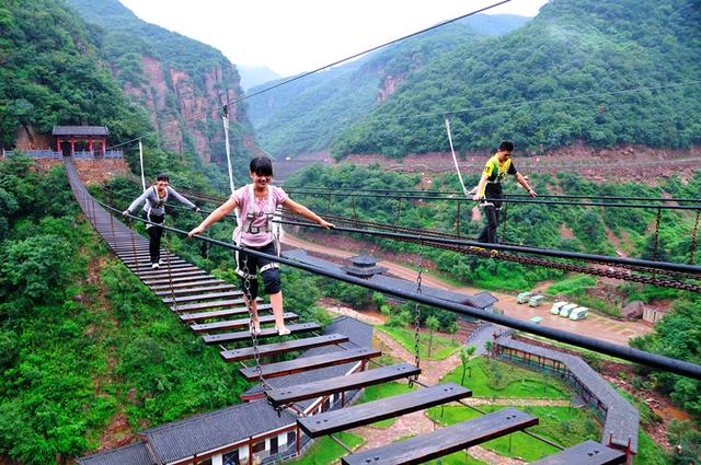 洛阳龙潭大峡谷，洛阳到龙潭大峡谷攻略个人经验（河南一景点“被迫关门”）