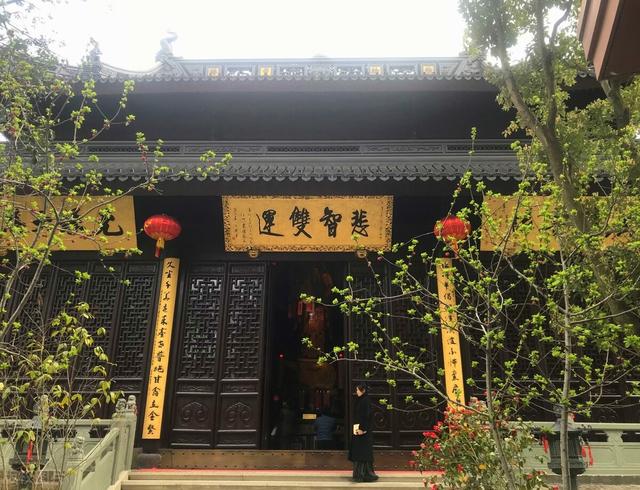 上海玉佛寺非常灵验，寺庙求财拜哪个菩萨（祈福必去的上海8个寺庙）