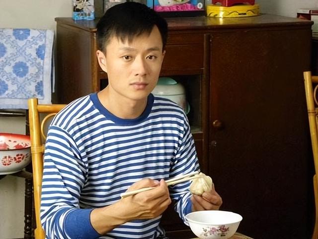 西游记后传灵儿，西游记后传中的灵儿喜欢谁（吴建：饰演“灵儿”一炮而红）