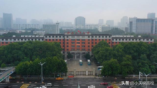 安徽理科560分能上什么大学，安徽2021高考文理科560分可以报哪些大学（一起看下2021年高考情况吧）