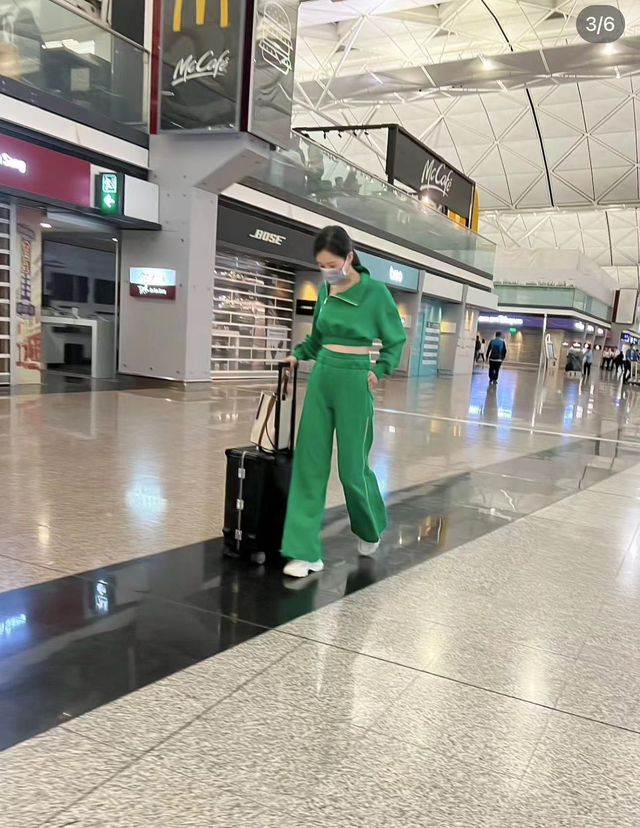 王石的老婆田朴珺身材有多好，蜂腰翘臀太吸睛