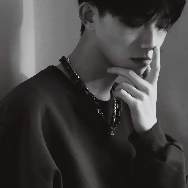 也许放弃才能靠近你，也许放弃 才能靠近你，微信头像（人生才几年不能因为找不到对象而放弃自己）