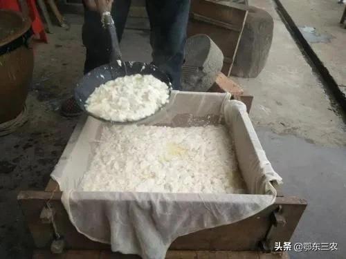 食用石膏粉的好处，食用石膏粉的功效与作用（农村人用石膏打豆腐历史悠久）
