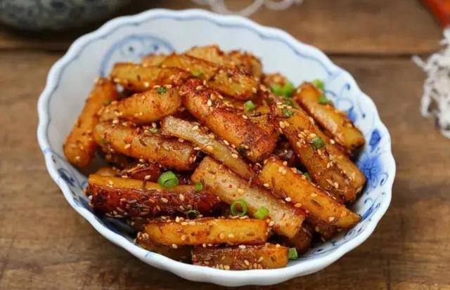 土豆菜最好吃的做法，土豆菜的各种做法（不管是孩子还是大人都喜欢）