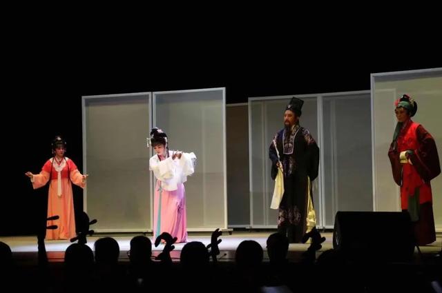 最近新演潮剧有哪些，首个潮剧本科学历班毕业剧目《蝶恋》在汕展演