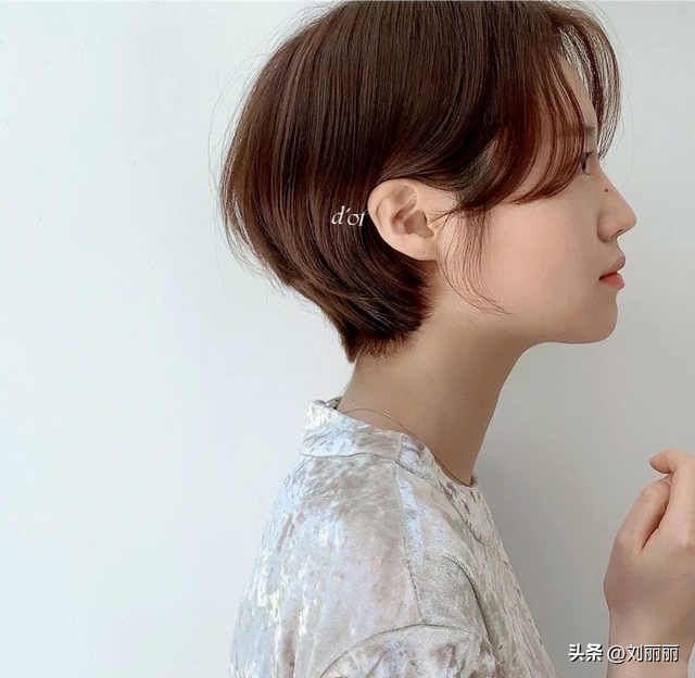 女生超好看的几种短发造型，女生最好看的短发发型（最美短发13款）