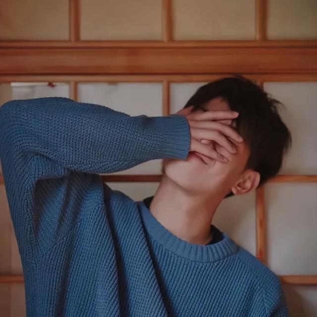 高级感男生头像，高级感拉满的男生头像微信（小众又高级的不露脸男生头像）