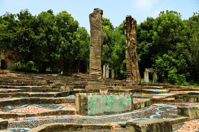 重庆旅游必去景点排名，重庆十佳旅游景点排行榜（重庆十个景点都值得一去）