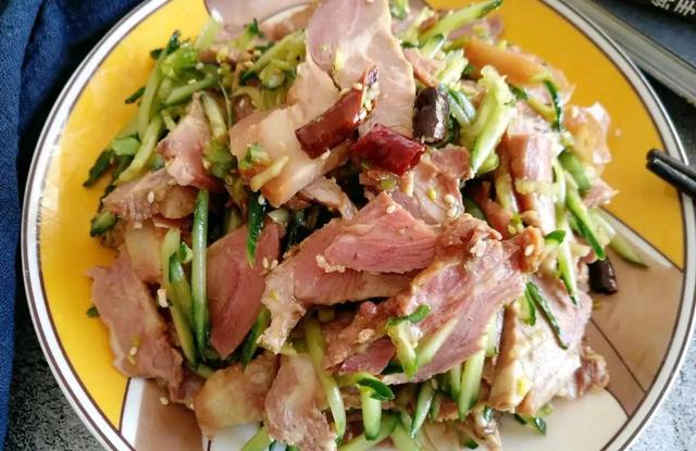 南京最有名最美味的小吃，南京小吃车哪里有卖的（南京最有名气的8种小吃）