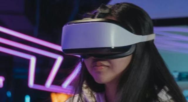 vr眼镜使用方法教程，小米vr眼镜怎么使用的（使用VR设备为什么会感觉头晕目眩）