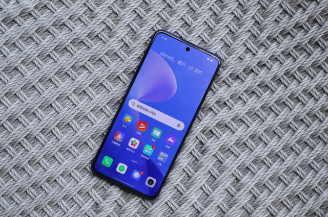 十大最佳拍照手机排名，2021年十大拍照手机排名（目前拍照出色的4款性价比手机）