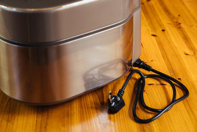 ptfe和特氟龙的区别，ptfe和特氟龙的区别是什么（到底是买国产还是进口）