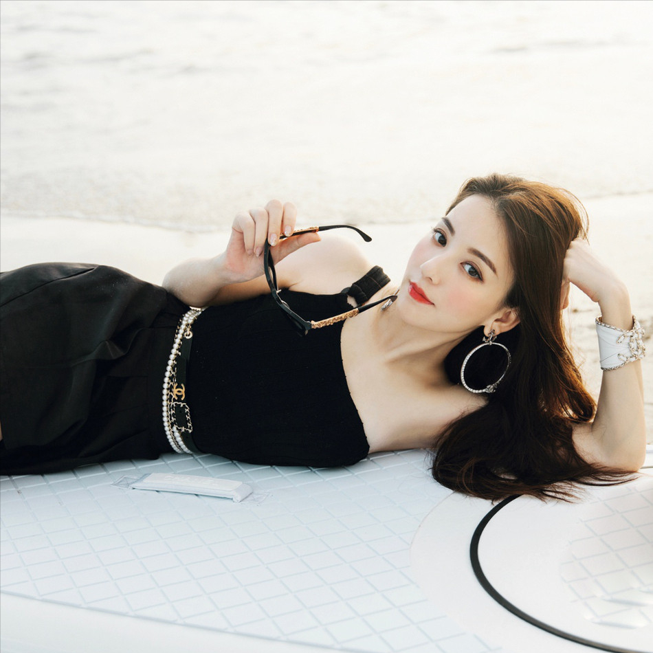 首饰模特(网红名媛方媛) - 赤虎壹号