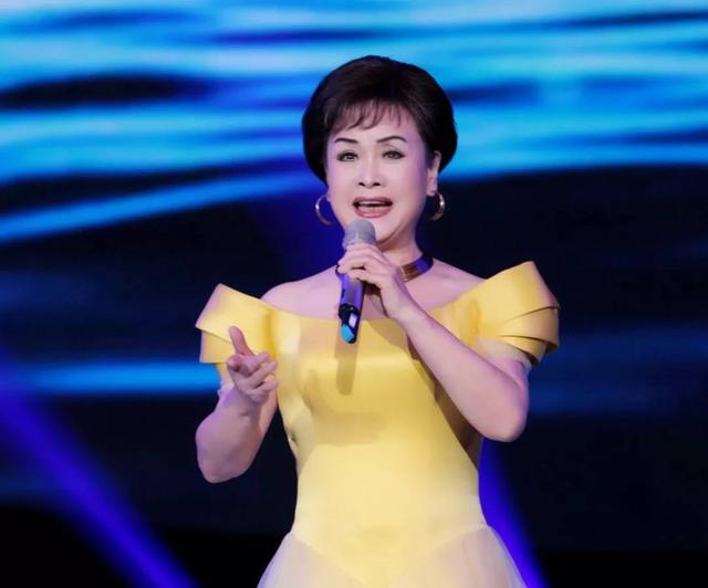 "歌唱家"李谷一：和丈夫肖卓能携手走过43年婚姻，他走后我要坚强