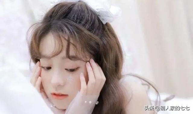 男人吻你的方式决定爱你的程度，男人吻你的方式决定爱你的程度是什么（男人“爱你入骨”的四大表现）