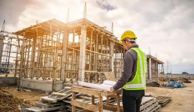 阻尼器的工作原理是什么，阻尼器的工作原理是什么呢（所有的高楼都在大风中摇曳）