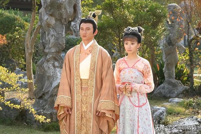 宋太宗强幸小周后，赵光义强幸小周后是真的吗（小周后甘愿被赵光义强幸）