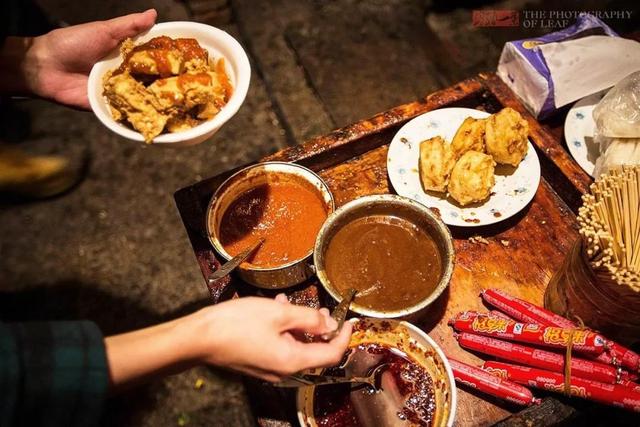 浙江有什么好吃的，浙江美食排行榜前十名（去浙江必吃的8大特色美食）