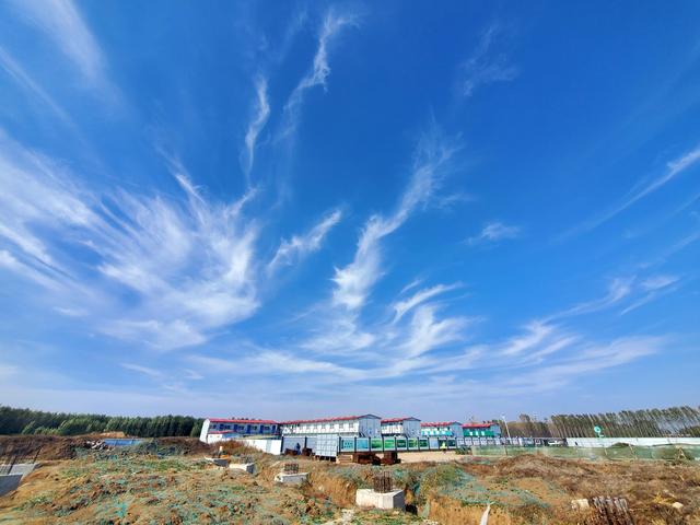 周末最暖心短句，周末暖心的短句（感动朋友圈的周末问候语）