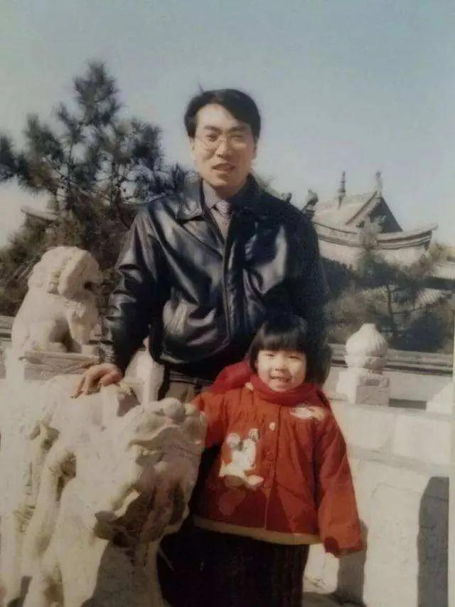 死去的人在梦里是活着，梦见死了的人在梦里活着（梦到死去的家人，到底是福是祸）