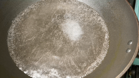 煮花生怎么煮好吃，水煮花生家常做法（加黄瓜丁和胡萝卜）