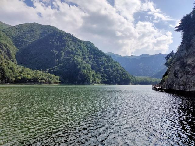 青海旅游景点，青海游玩攻略︱到青海游玩必去的10个最美旅行地