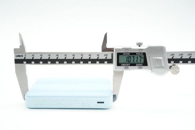 如何检测移动电源的容量，怎么测量移动电源电池容量（兼具小体积与10000mAh大容量）