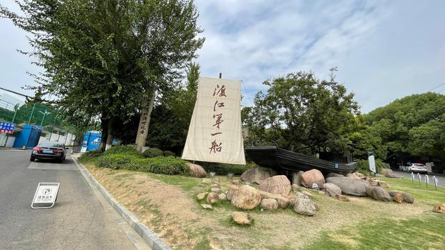 上海到青岛多远，上海到青岛的路程（上海青岛往返1400公里全程无高速沿途城市蜻蜓点水游）