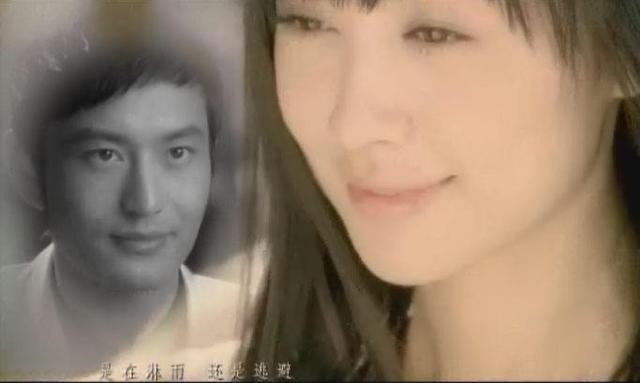 李菲儿：和黄晓明同居3年，因杨颖分手，35岁仍单身