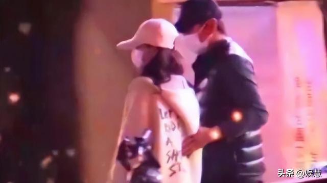 吴奇隆刘诗诗新剧，刘诗诗吴奇隆狗粮（《一念关山》剧组聚餐）