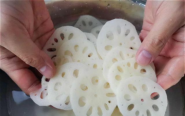 寒窗苦读什么意思，寒窗苦读的意思（有趣的谚语、歇后语<二十九>）