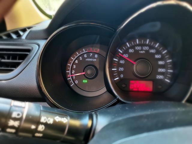 两万左右的二手车，两万左右省油二手车最佳推荐（两三万就能搞定的靠谱二手小车）