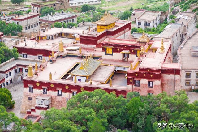 格鲁派的四大寺院，藏传佛教著名寺院盘点