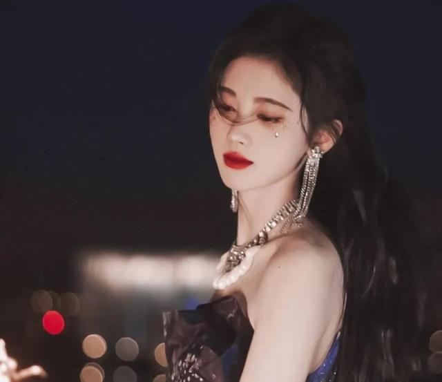 明星美女排名2020最新排名，明星美女图片微信头像（娱乐圈“人气女明星排行榜”）