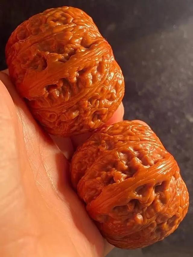 奇怪的网名，奇怪﹆（最火的网红文玩核桃泥鳅背）