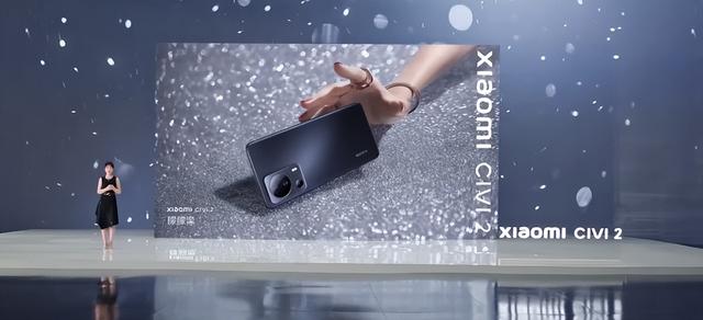小米Civi系列手机发布，小米civi和小米11哪个值得买（这可能是今年线下要卖爆的手机）