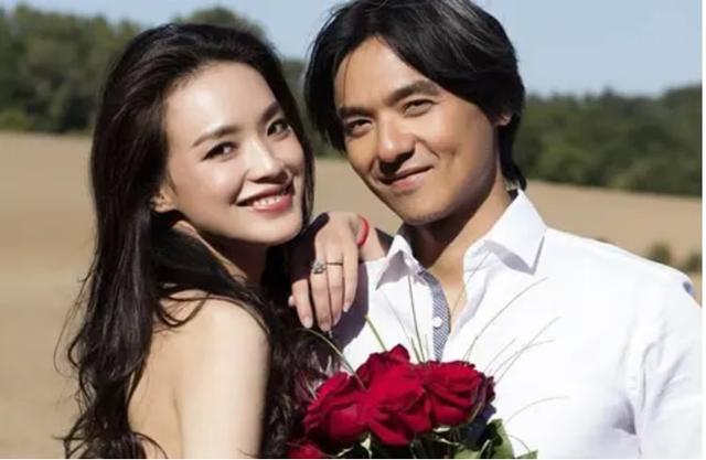 8位导演背后的女人：有人养老公6年，有人45岁没孩子也幸福