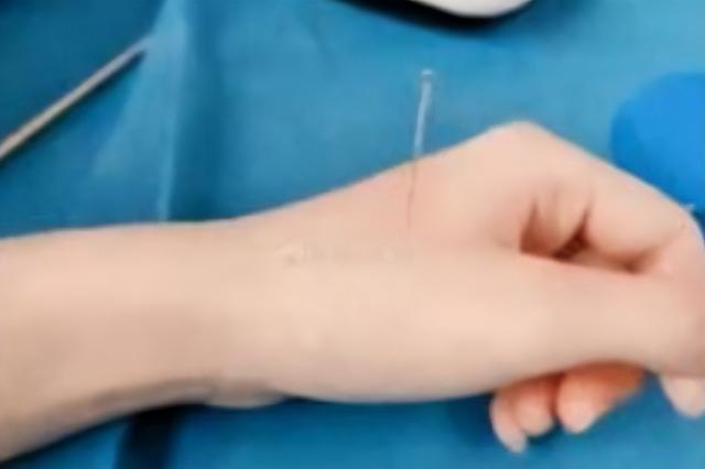 女生学医学影像学影响身体吗，女生千万不要学医学影像（看了她们上课的日常状态）