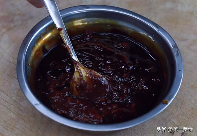 蘑菇酱的家常做法，简单蘑菇酱的做法（完胜老干妈的3种下饭酱）