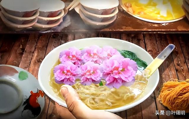 木然是什么意思，木然的意思是什么（西关巷深滋味香<木然>）