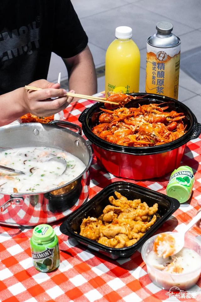 盒马晚上几点关门，直落晚上10点...