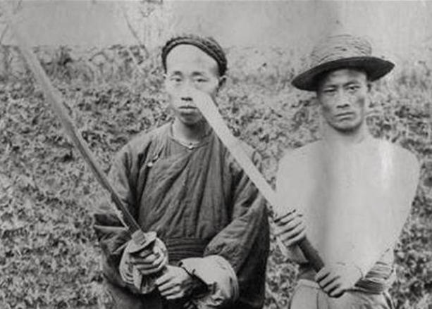檀香是驱鬼还是招鬼，驱鬼的（洋人回忆斩首细节）