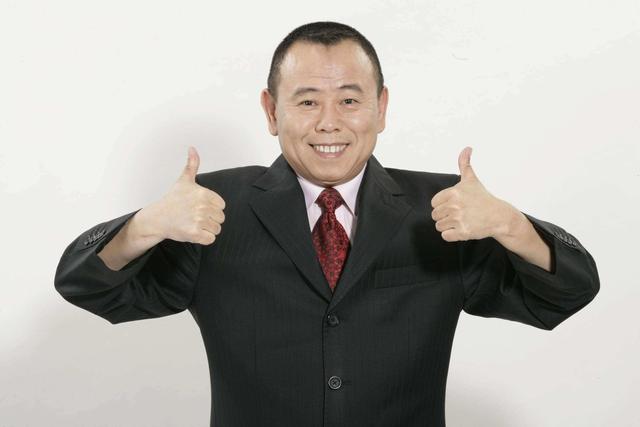 潘长江和潘阳现状，他那嫁给10亿富豪的女儿潘阳