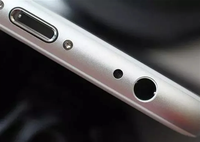 手机耳机可以在电脑上用吗，电脑怎么用手机耳机（为啥手机可以淘汰耳机孔）